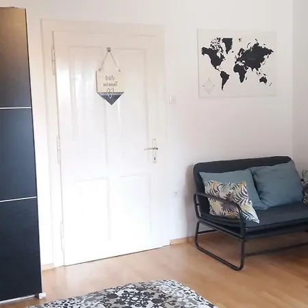 Rose Valley Apt. + Free Bikes Apartman